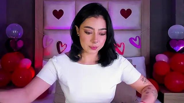 TaniaRedd  online show from February 2026 02:03:01 PM