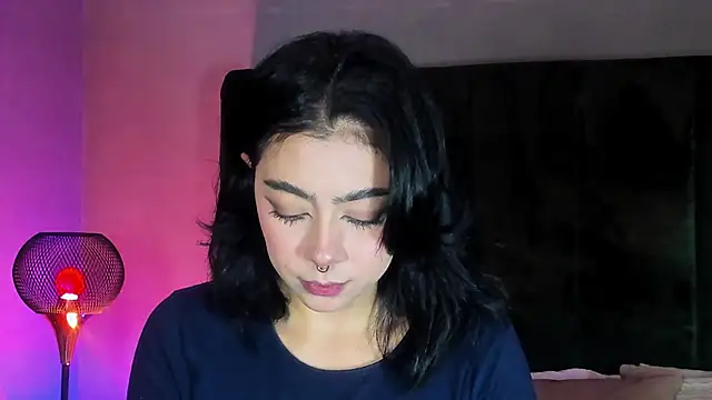 TaniaRedd  online show from March 2026 02:01:01 PM