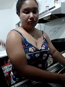 VaneandRossy online show from February 2026 11:01:01 PM