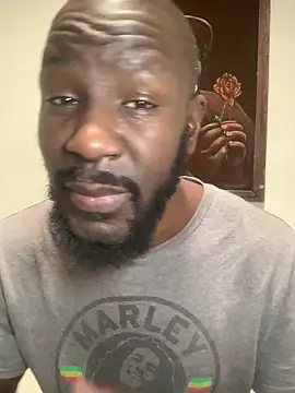 Snapshot of goldenshower2451 chatting on December 2025 03:57:01 AM goldenshower2451 online show from December 2025 03:57:01 AM