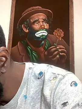 Snapshot of goldenshower2451 chatting on January 2026 01:44:01 AM goldenshower2451 online show from January 2026 01:44:01 AM