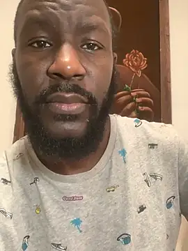 Snapshot of goldenshower2451 chatting on January 2026 07:30:01 PM goldenshower2451 online show from January 2026 07:30:01 PM