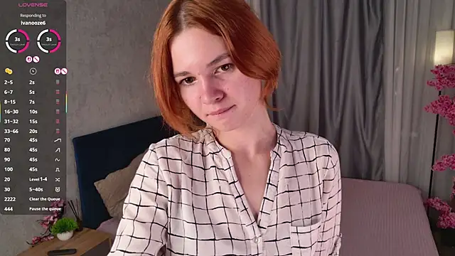 little poetryyy online show from April 2026 09:56:01 PM