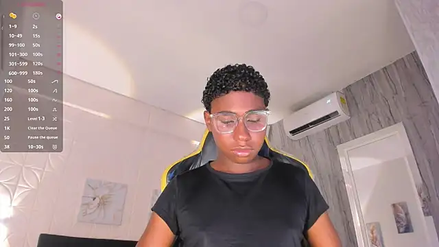 teylor lovee online show from March 2026 08:35:02 PM