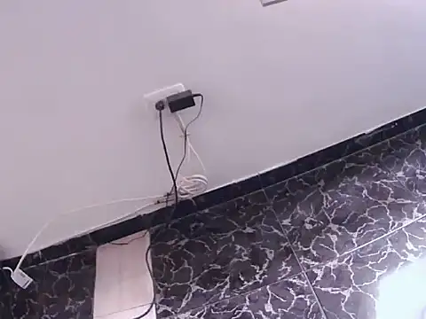 Fernanda andrew online show from April 2026 03:53:02 PM