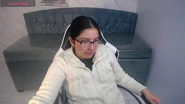 eva smit t online show from April 2026 02:58:01 AM