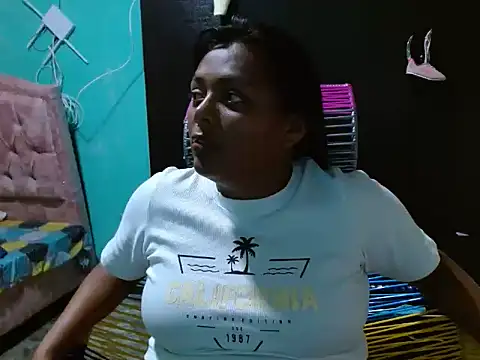 caro lil online show from June 2026 04:59:02 AM