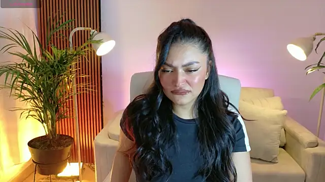 victoria   moon online show from February 2026 01:26:01 PM