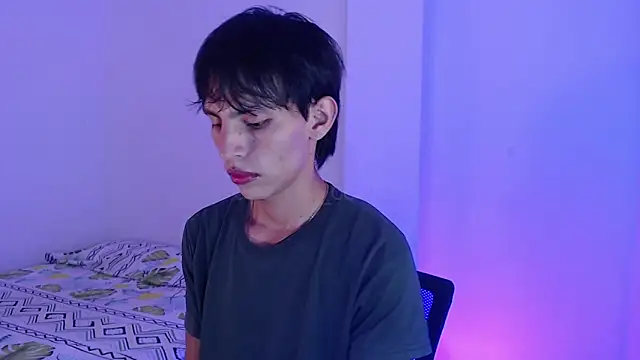 andrew courtzz online show from May 2026 07:20:01 PM