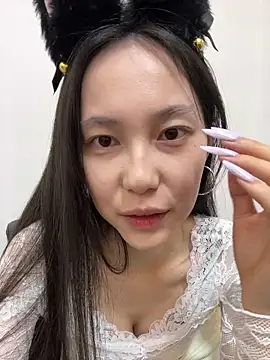 DD-52 online show from December 2025 06:53:02 AM