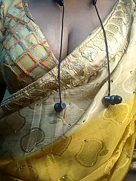 Preeti345 online show from April 2026 05:45:02 AM