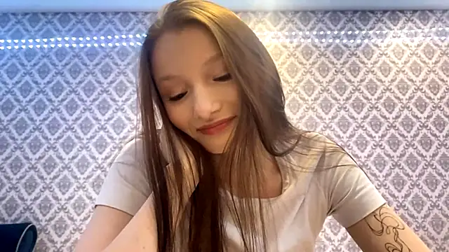 Cleonoth2o online show from December 2025 06:37:02 PM