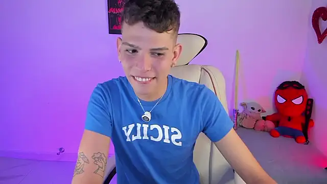 Jasson    online show from February 2026 07:54:01 PM