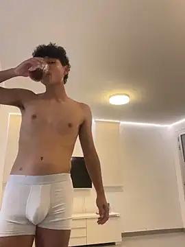 OnlyTyroone online show from April 2026 07:03:02 PM