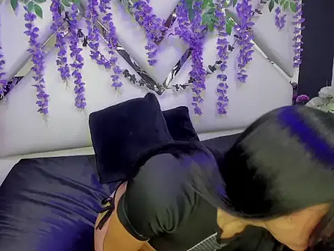 Snapshot of AmelieRose69 chatting on January 2026 02:09:02 PM AmelieRose69 online show from January 2026 02:09:02 PM