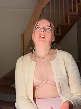 MilaLuxe online show from January 2026 09:52:01 PM