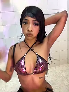 AprillRoss online show from May 2026 02:35:02 PM