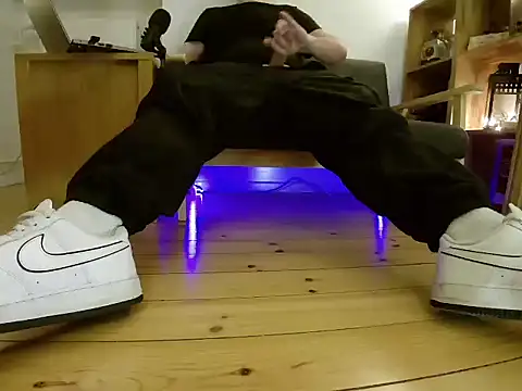 jonas camboy online show from December 2025 05:40:02 PM