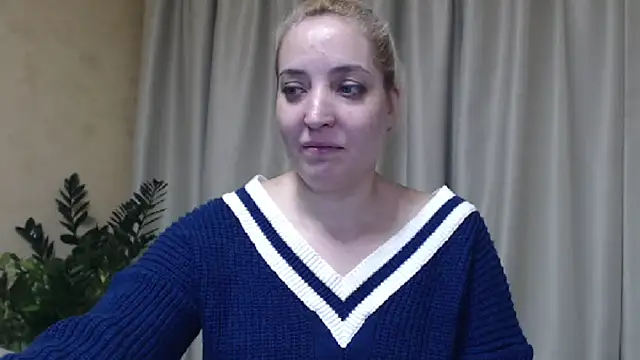 Snapshot of sweetpussy chatting on January 2025 06:56:02 PM sweetpussy online show from January 2025 06:56:02 PM