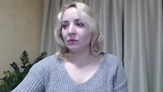 Snapshot of sweetpussy chatting on January 2025 02:47:01 PM sweetpussy online show from January 2025 02:47:01 PM