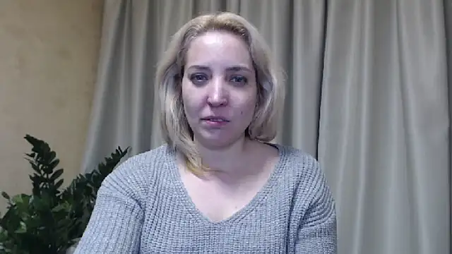 Snapshot of sweetpussy chatting on February 2025 08:36:01 PM sweetpussy online show from February 2025 08:36:01 PM