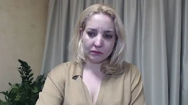 Snapshot of sweetpussy chatting on March 2025 06:05:02 PM sweetpussy online show from March 2025 06:05:02 PM