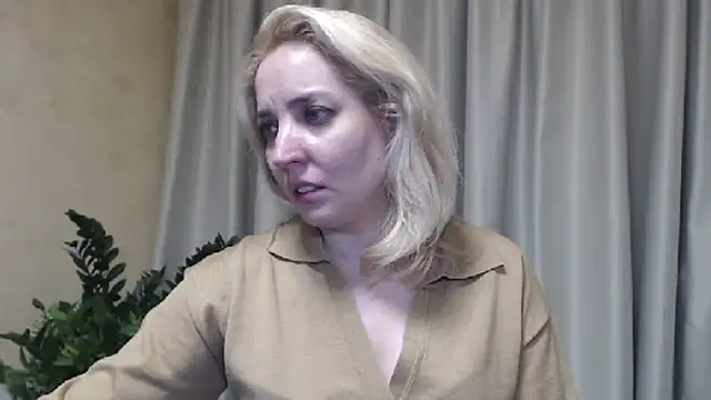 Snapshot of sweetpussy chatting on March 2025 01:48:01 PM sweetpussy online show from March 2025 01:48:01 PM