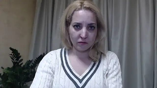 Snapshot of sweetpussy chatting on March 2025 01:07:02 PM sweetpussy online show from March 2025 01:07:02 PM