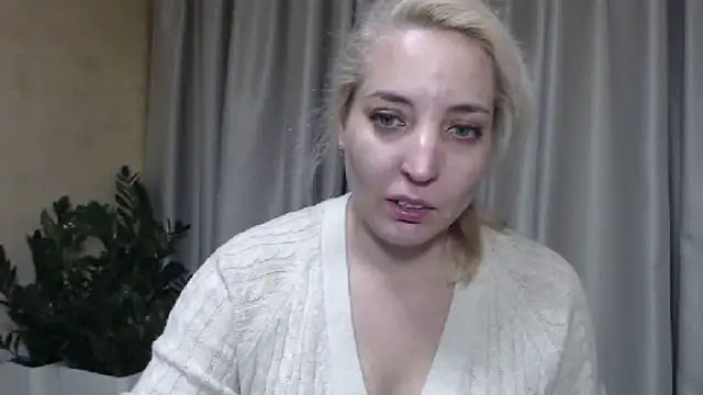 Snapshot of sweetpussy chatting on October 2025 01:42:01 PM sweetpussy online show from October 2025 01:42:01 PM