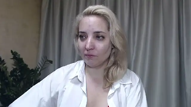 Snapshot of sweetpussy chatting on October 2025 02:15:02 PM sweetpussy online show from October 2025 02:15:02 PM