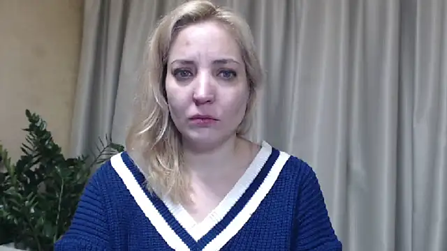 Snapshot of sweetpussy chatting on November 2025 05:47:01 PM sweetpussy online show from November 2025 05:47:01 PM