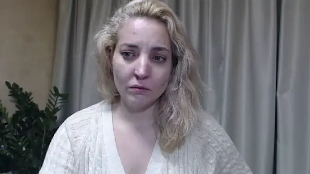 Snapshot of sweetpussy chatting on November 2025 02:28:01 PM sweetpussy online show from November 2025 02:28:01 PM