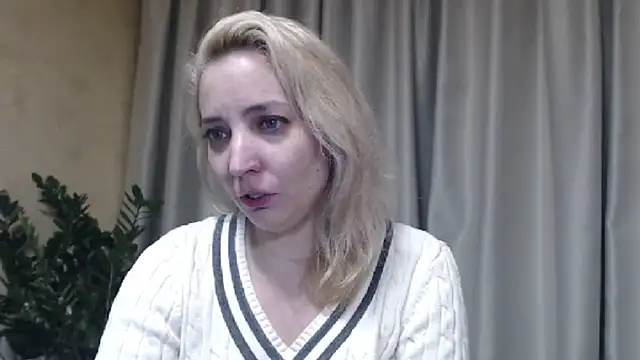 Snapshot of sweetpussy chatting on November 2025 05:33:02 PM sweetpussy online show from November 2025 05:33:02 PM