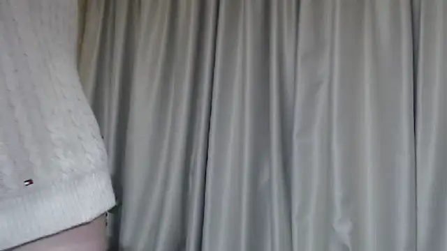 Snapshot of sweetpussy chatting on November 2025 05:45:02 PM sweetpussy online show from November 2025 05:45:02 PM