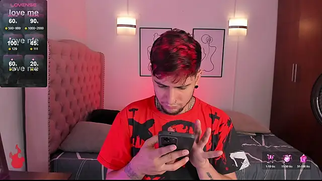 Snapshot of vaalentiino chatting on January 2026 08:01:02 PM vaalentiino online show from January 2026 08:01:02 PM