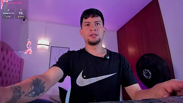 vaalentiino online show from March 2026 06:48:02 PM