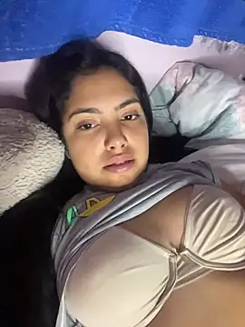  Laurentt  online show from February 2026 03:49:02 AM