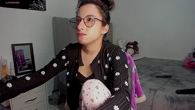 Snapshot of little__ammy chatting on February 2026 11:00:02 AM little ammy online show from February 2026 11:00:02 AM