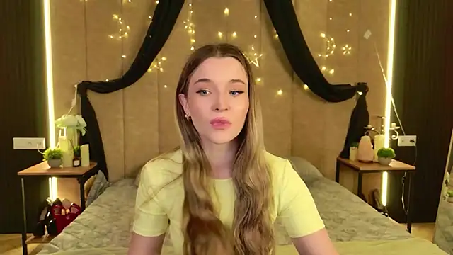 Snapshot of Lina_Sinerz chatting on May 2026 04:04:02 PM Lina Sinerz online show from May 2026 04:04:02 PM