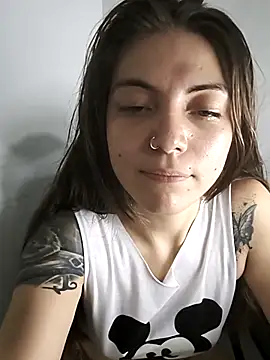 Snapshot of Ceciihot chatting on January 2026 01:32:01 AM Ceciihot online show from January 2026 01:32:01 AM