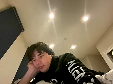 phantom898983 online show from December 2025 08:30:02 AM