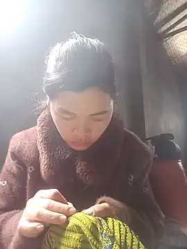 mon-monk online show from December 2025 02:39:01 AM