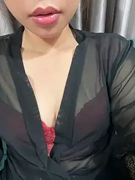 -Moon-20 online show from December 2025 04:01:01 PM