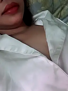 -Moon-20 online show from December 2025 01:28:01 PM