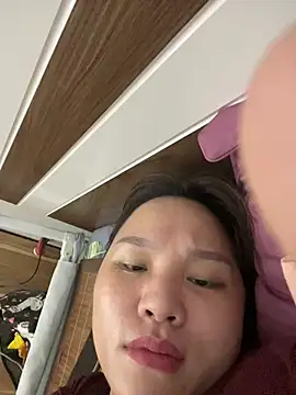 Snapshot of Hello_honey chatting on July 2026 03:43:01 PM Hello honey online show from July 2026 03:43:01 PM