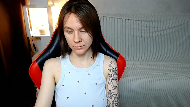 MiaBun1 online show from December 2025 03:15:01 AM