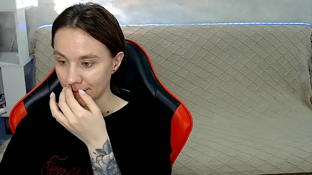 MiaBun1 online show from January 2026 03:00:02 AM