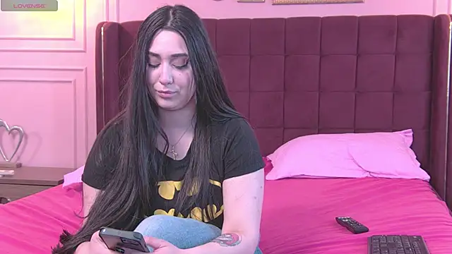 KendallVelvet online show from April 2026 01:41:02 PM