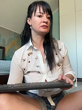 CherryCherry03 online show from March 2026 09:14:01 AM