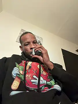 Dreadyyy online show from December 2025 05:44:02 AM